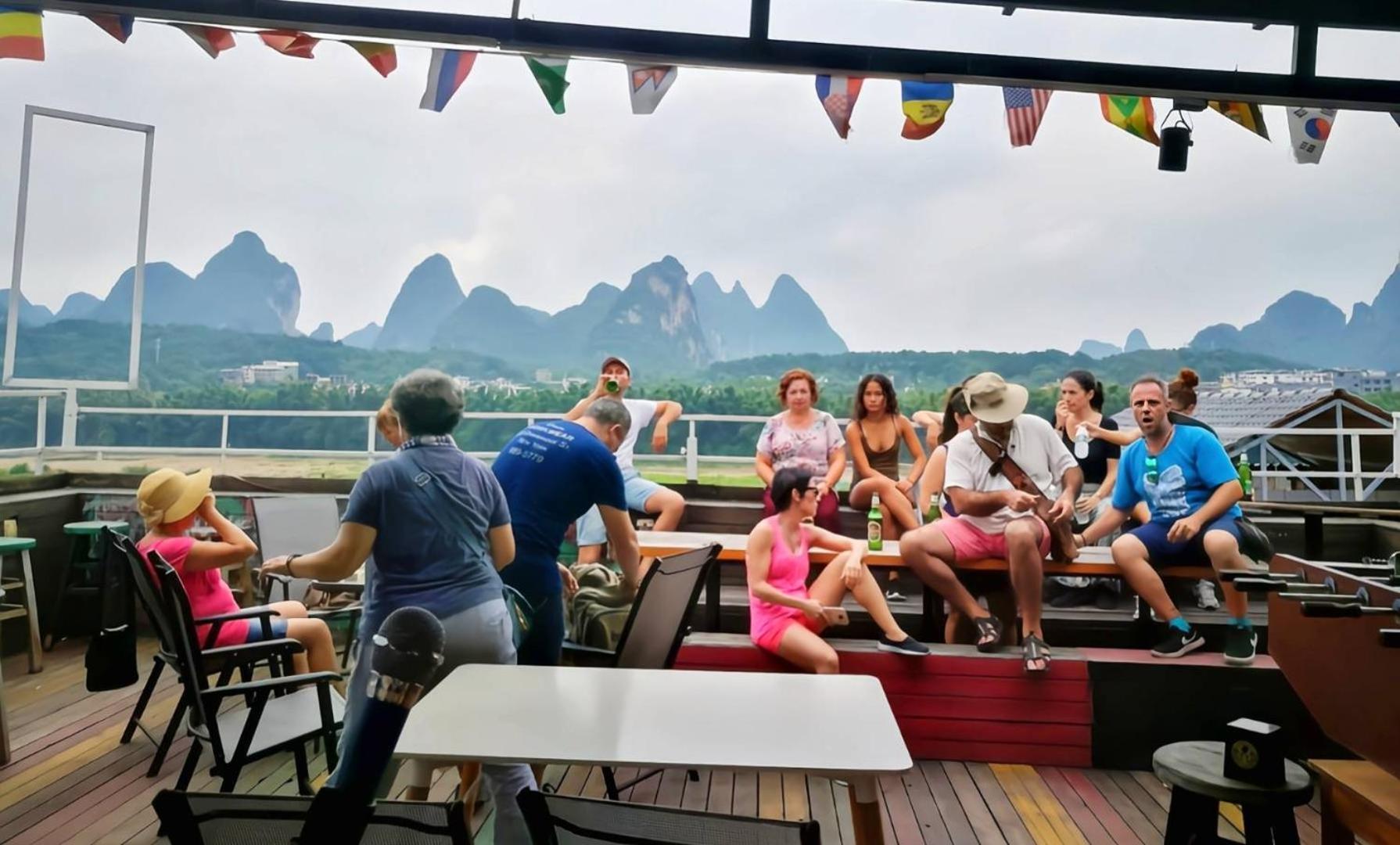 Showbiz Hostel Dương Sóc Ngoại thất bức ảnh